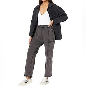 Free People Movement Hot Shot Pants Sz M